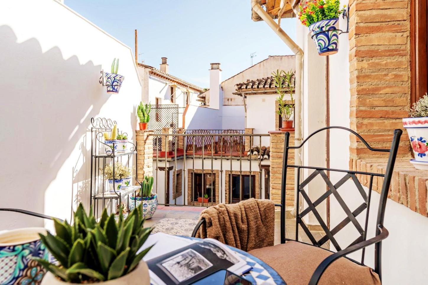 Tuguest Nazari Caldereria Apartments - Free Parking Granada Bagian luar foto