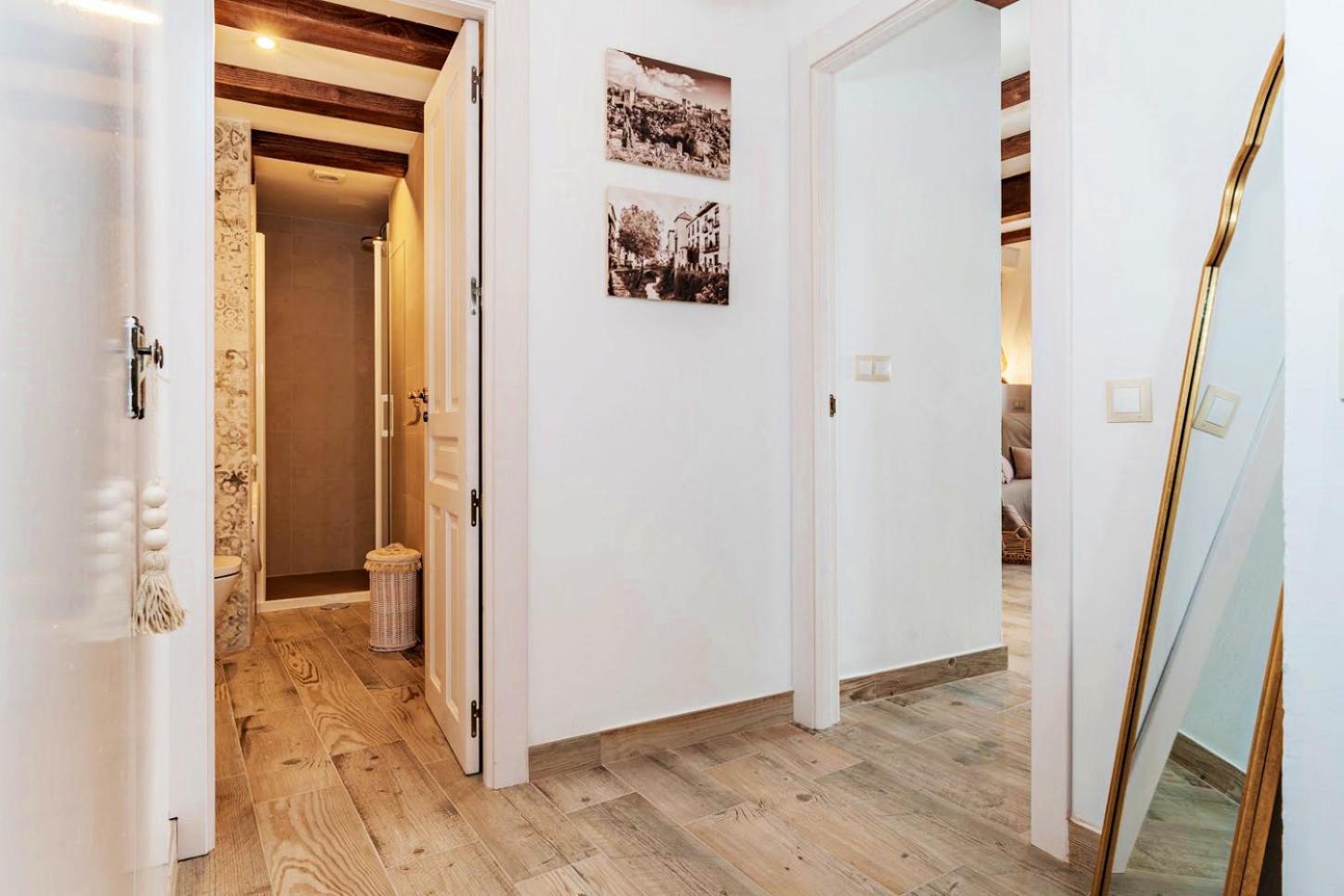 Tuguest Nazari Caldereria Apartments - Free Parking Granada Bagian luar foto