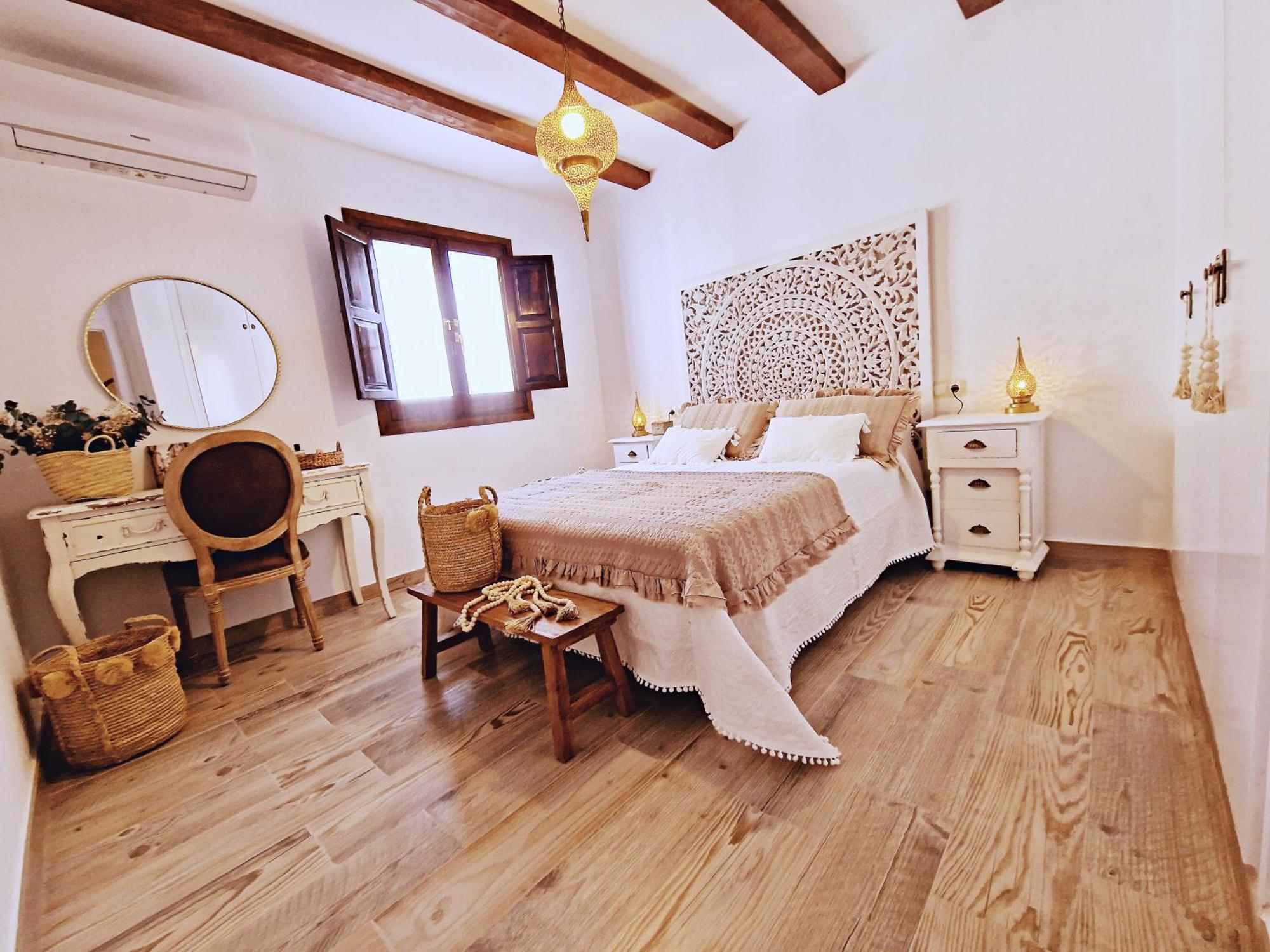 Tuguest Nazari Caldereria Apartments - Free Parking Granada Bagian luar foto